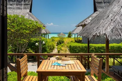 Deluxe Sea View Bungalow 1 King — SAii Phi Phi Island Village